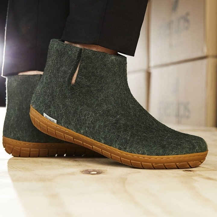 Dem Bootie mit der Outdoor-Sohle ist es egal, ob 151337468_137619331482800_1796526022362214774_n