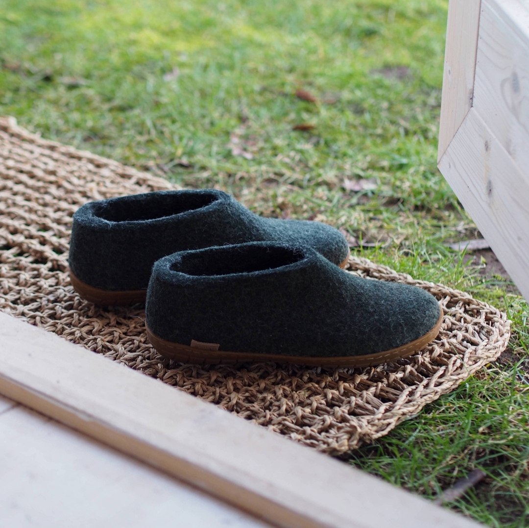 Warten auf den Einsatz im Freien. 433955738_2909398475894910_5841334934711849529_n