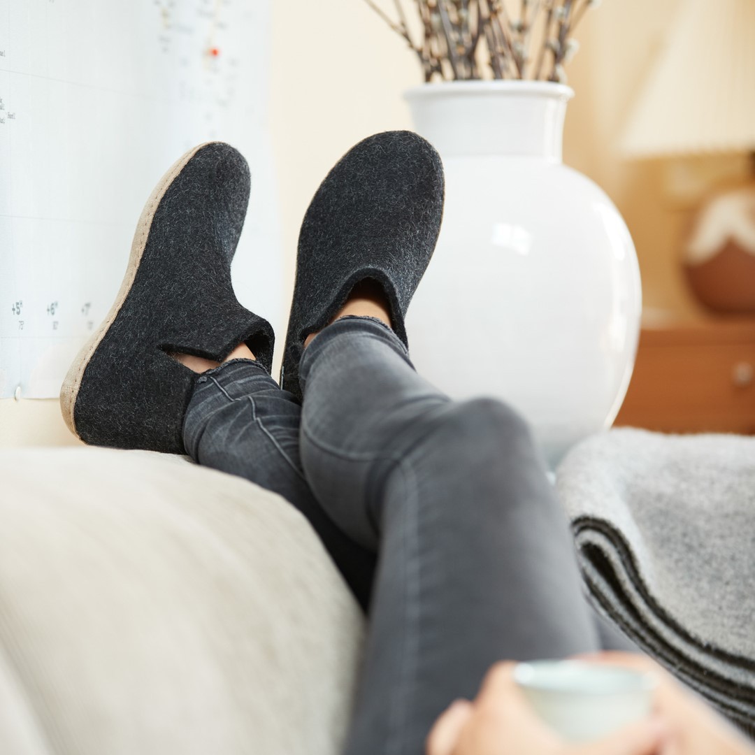 Beine hoch am Wochenende - Relax mit den besten 244421191_4642973379088335_1827852807877288627_n
